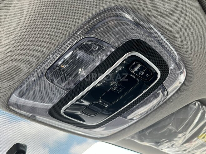 Hyundai Elantra-13
