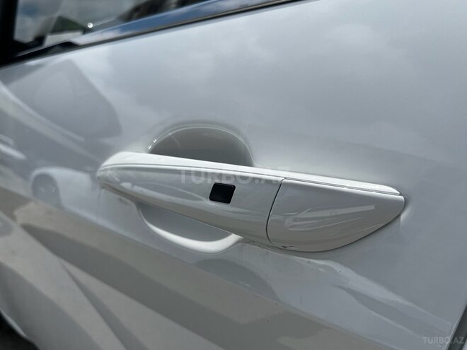 Hyundai Elantra-22