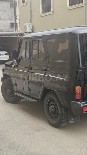 UAZ Hunter-7