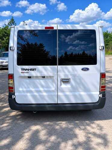 Ford Transit-2