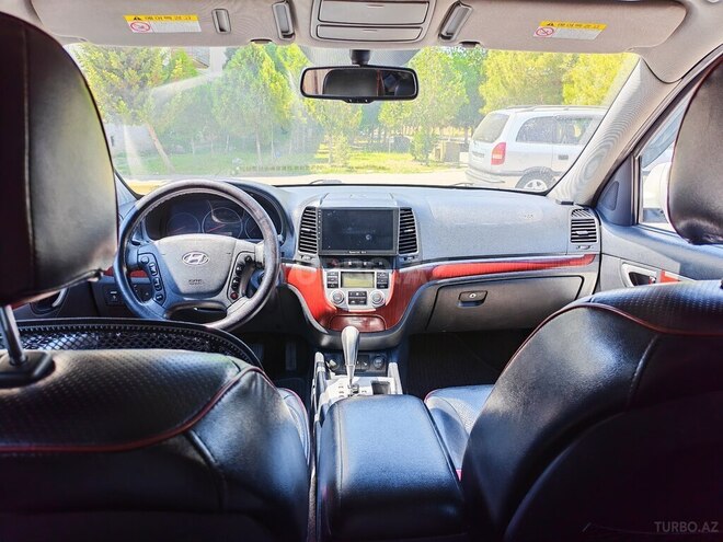 Hyundai Santa Fe-5