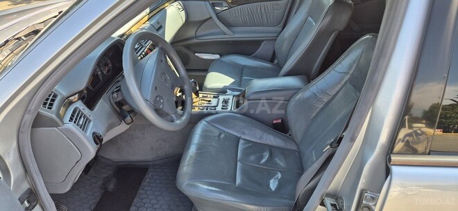 Mercedes E 240-14