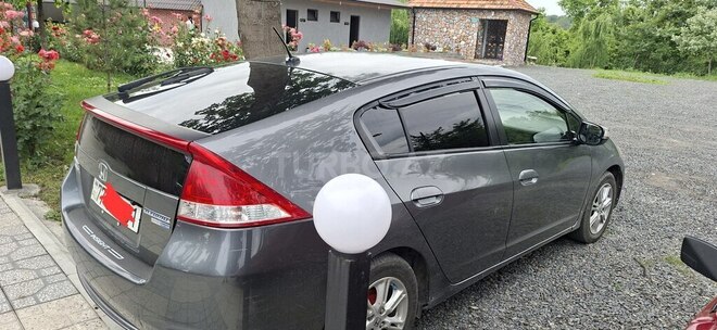 Honda Insight-5
