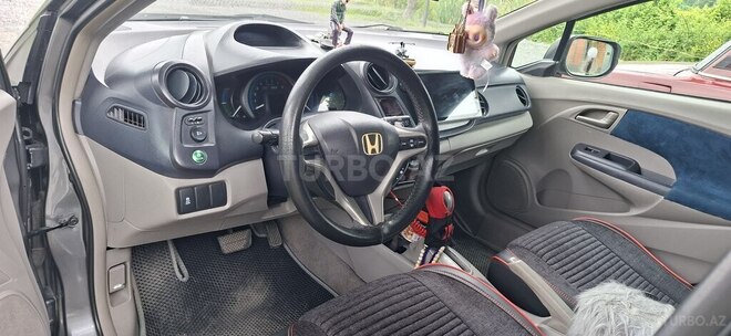 Honda Insight-2
