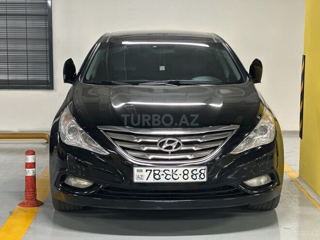 Hyundai Sonata-2