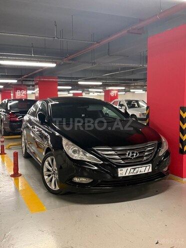 Hyundai Sonata-10