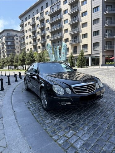 Mercedes E 300-5