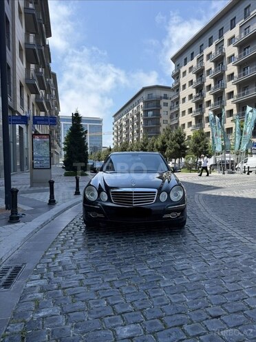Mercedes E 300-1