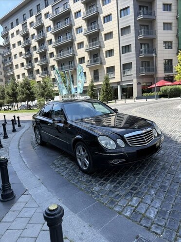 Mercedes E 300-4