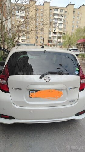 Nissan Note-4
