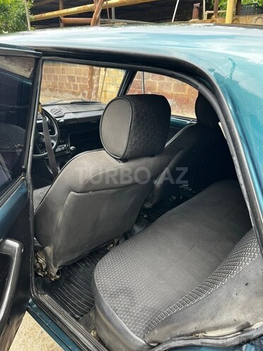 LADA (VAZ) 2106-7