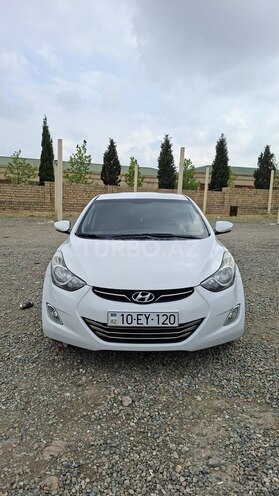 Hyundai Avante-1