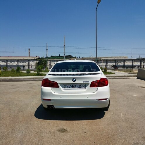 BMW 528-2