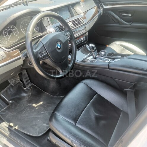 BMW 528-12