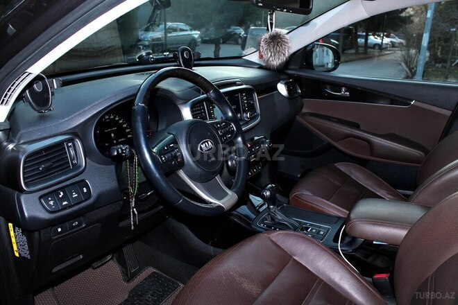 Kia Sorento-10