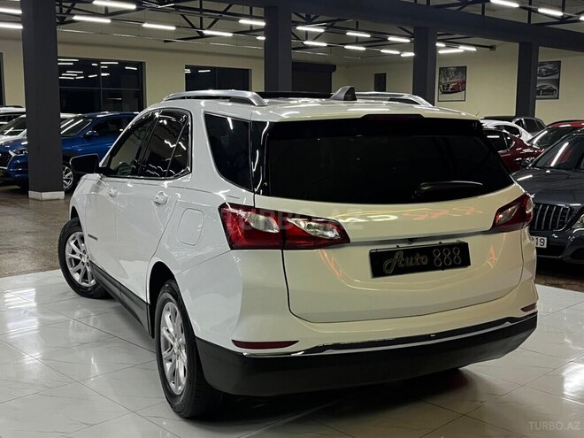 Chevrolet Equinox-5