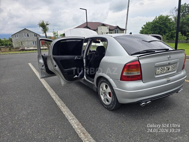Opel Astra-7