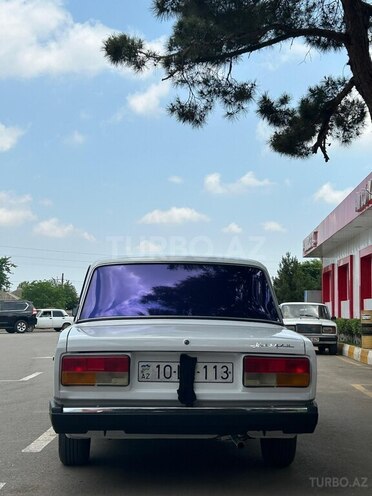 LADA (VAZ) 2107-2