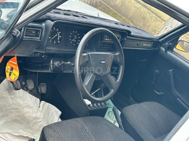 LADA (VAZ) 2107-3