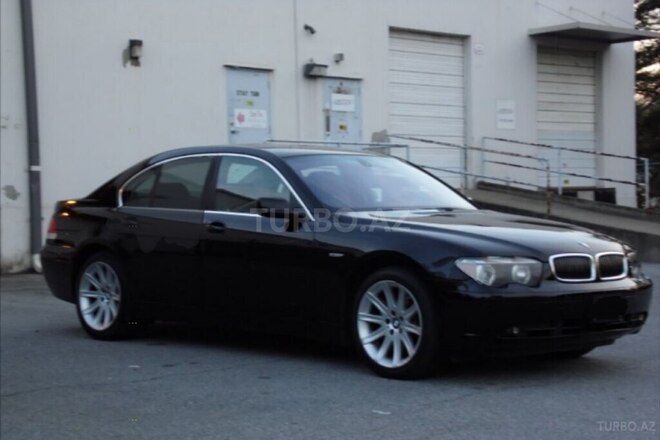 BMW 745-2