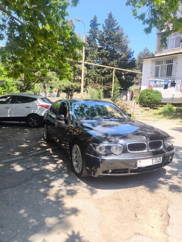 BMW 745-1