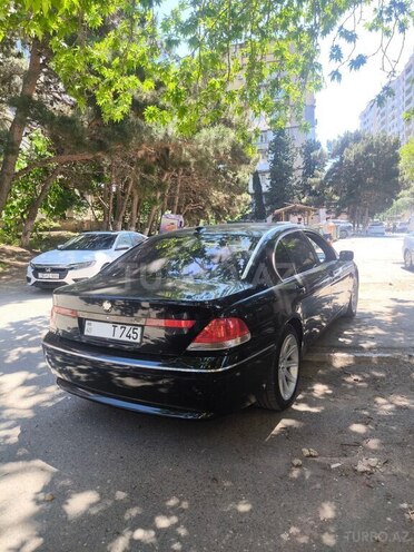 BMW 745-4