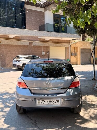 Opel Astra-2