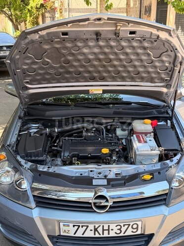 Opel Astra-12