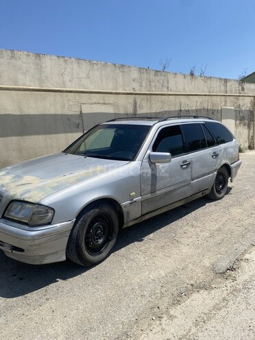 Mercedes C 200-4