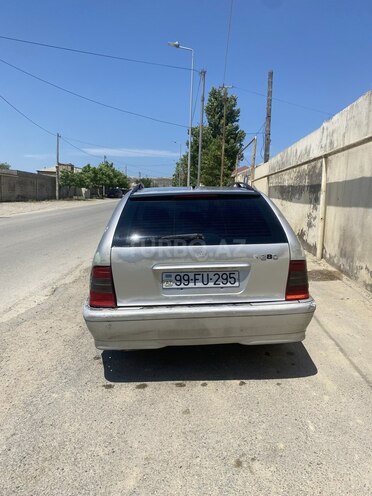 Mercedes C 200-2