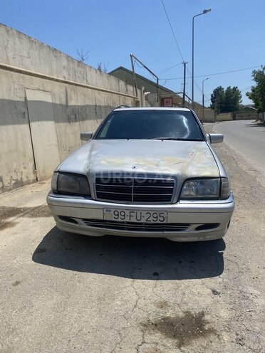 Mercedes C 200-1