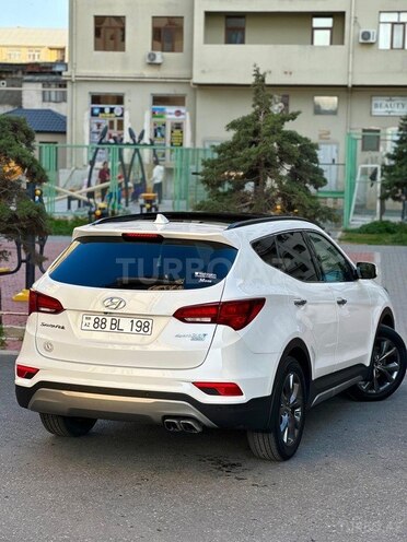 Hyundai Santa Fe-6
