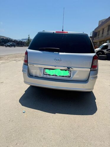 Opel Astra-4