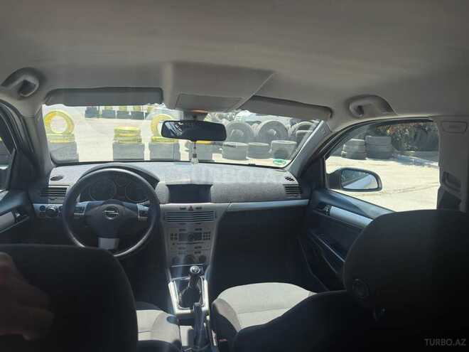 Opel Astra-7