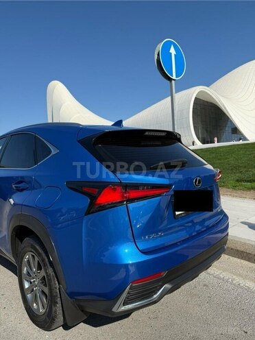 Lexus NX 300-5