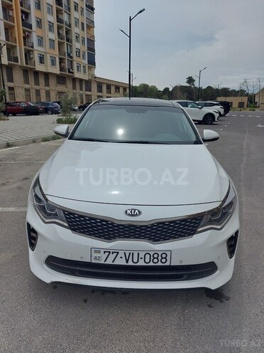 Kia K5-1