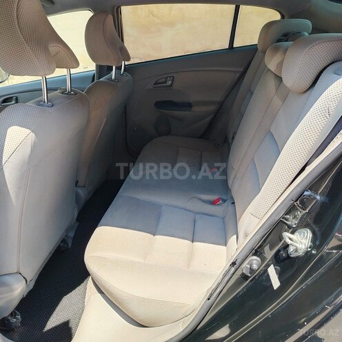 Honda Insight-7