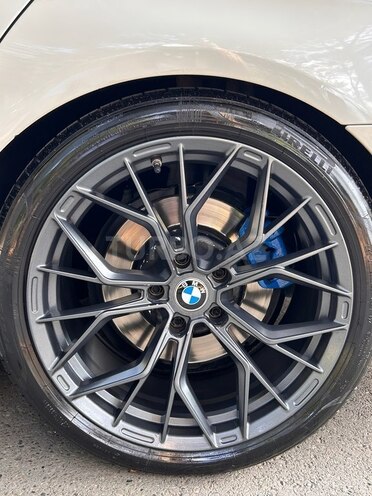 BMW 528-8