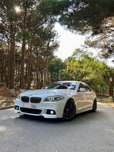 BMW 528-2