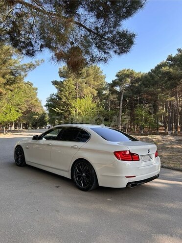 BMW 528-7