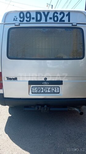 Ford Transit-8