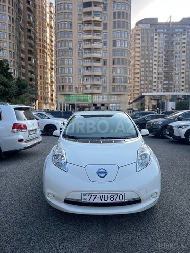 Nissan Leaf-1