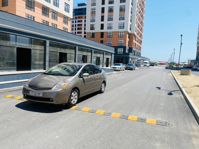 Toyota Prius-6