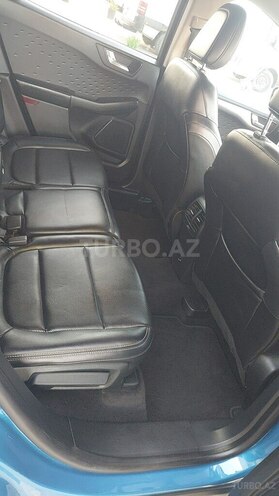 Ford Escape-16
