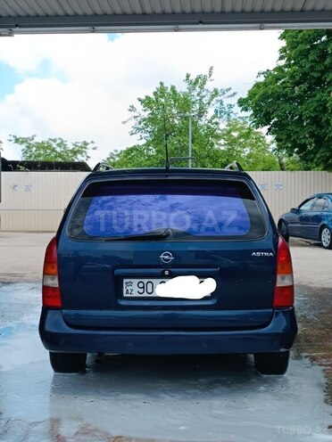Opel Astra-3