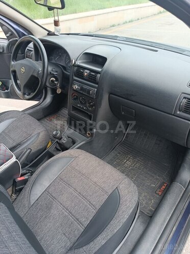 Opel Astra-13