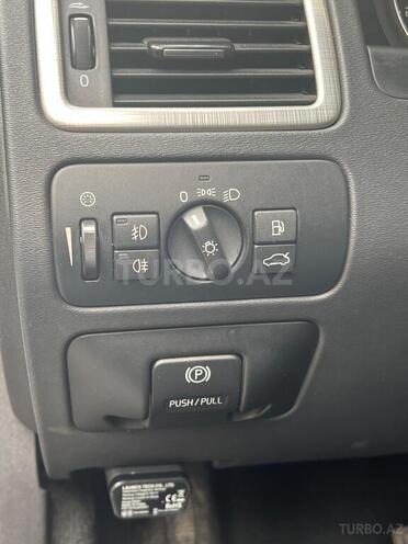 Volvo S80-8