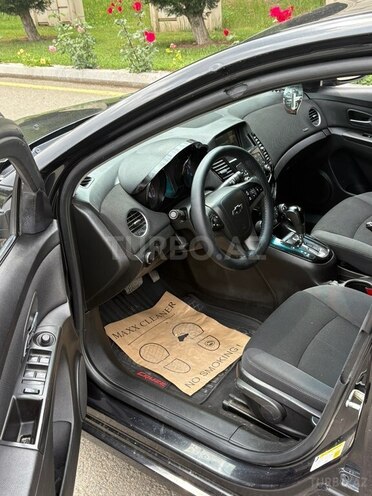 Chevrolet Cruze-5
