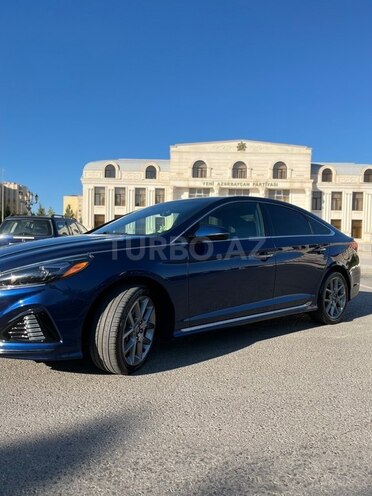 Hyundai Sonata-4