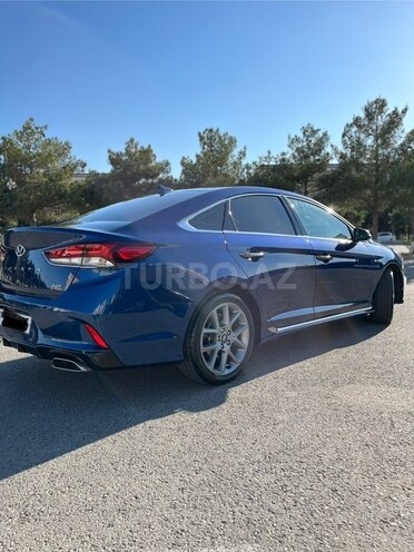 Hyundai Sonata-7